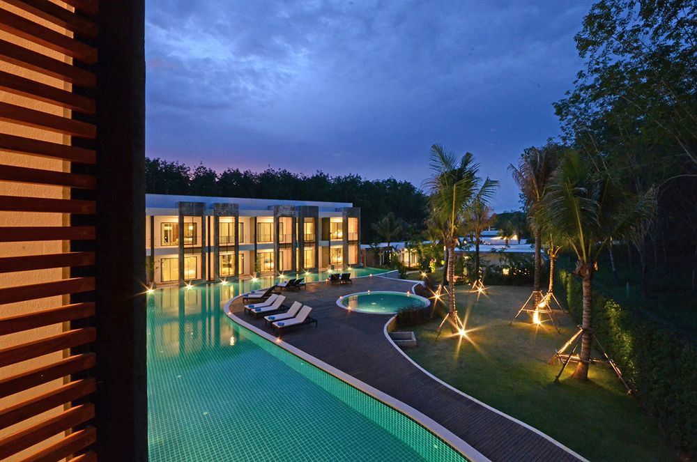 Wanaburi Resort Phuket Exterior foto
